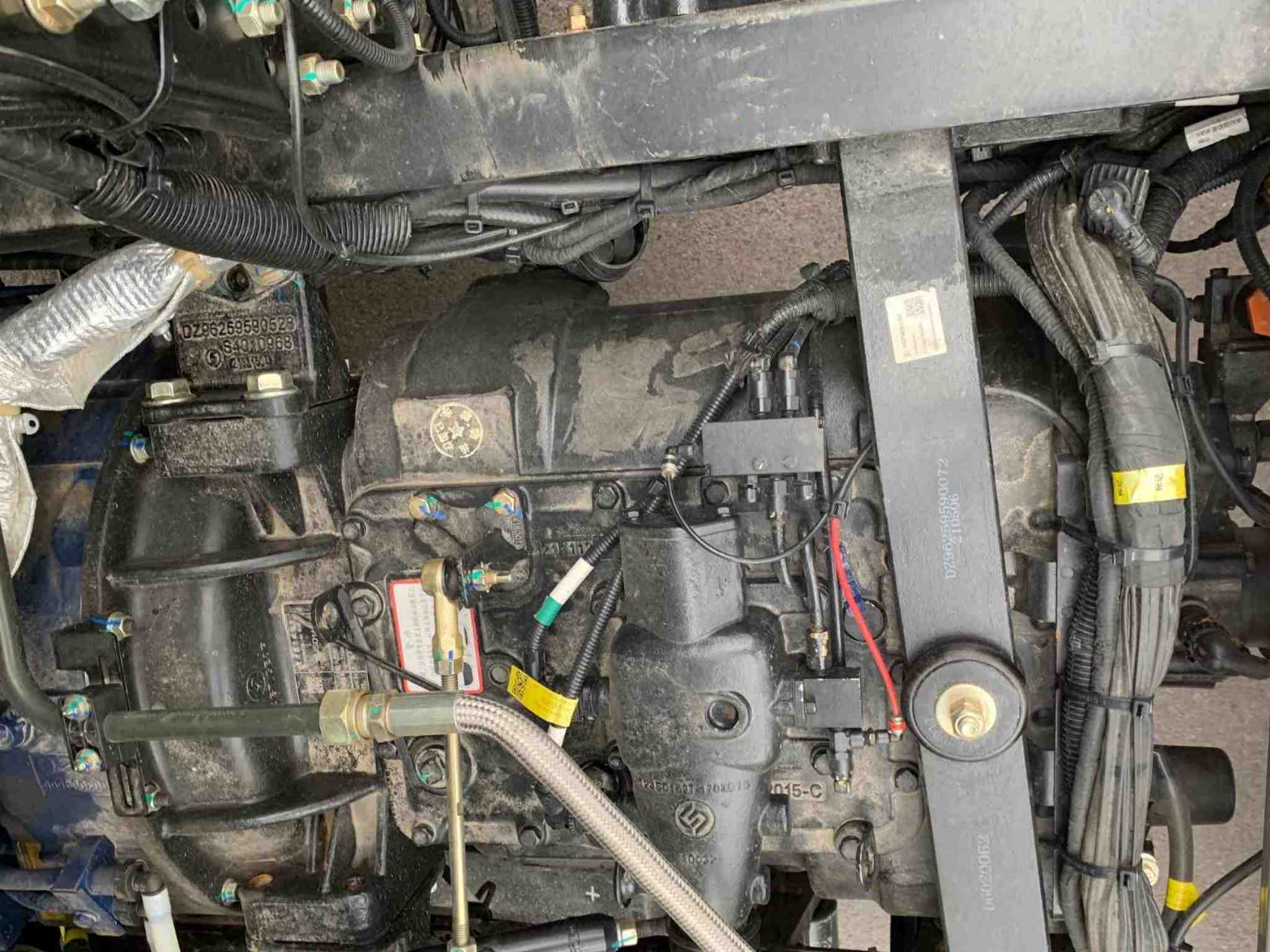 hop-so-xe-shacman-h3000s-1-cau-300-hp